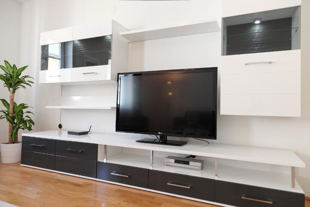 3 Rooms Sunny Apartments-Schoenbrunn, 100M2 With Balcony Viena Quarto foto